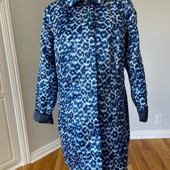 Dennis by Dennis Basso blue and leopard cheetah reversible dress coat size S - Picture 15 of 16